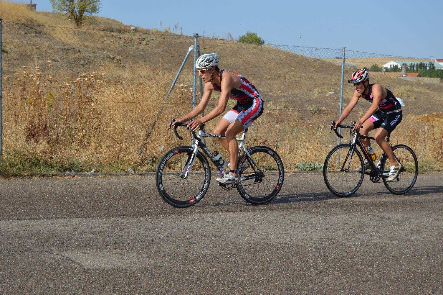 Destacada actuación de los componentes del Club Triatlón Eresma en el Triatlon Sprint de Alba de Tormes