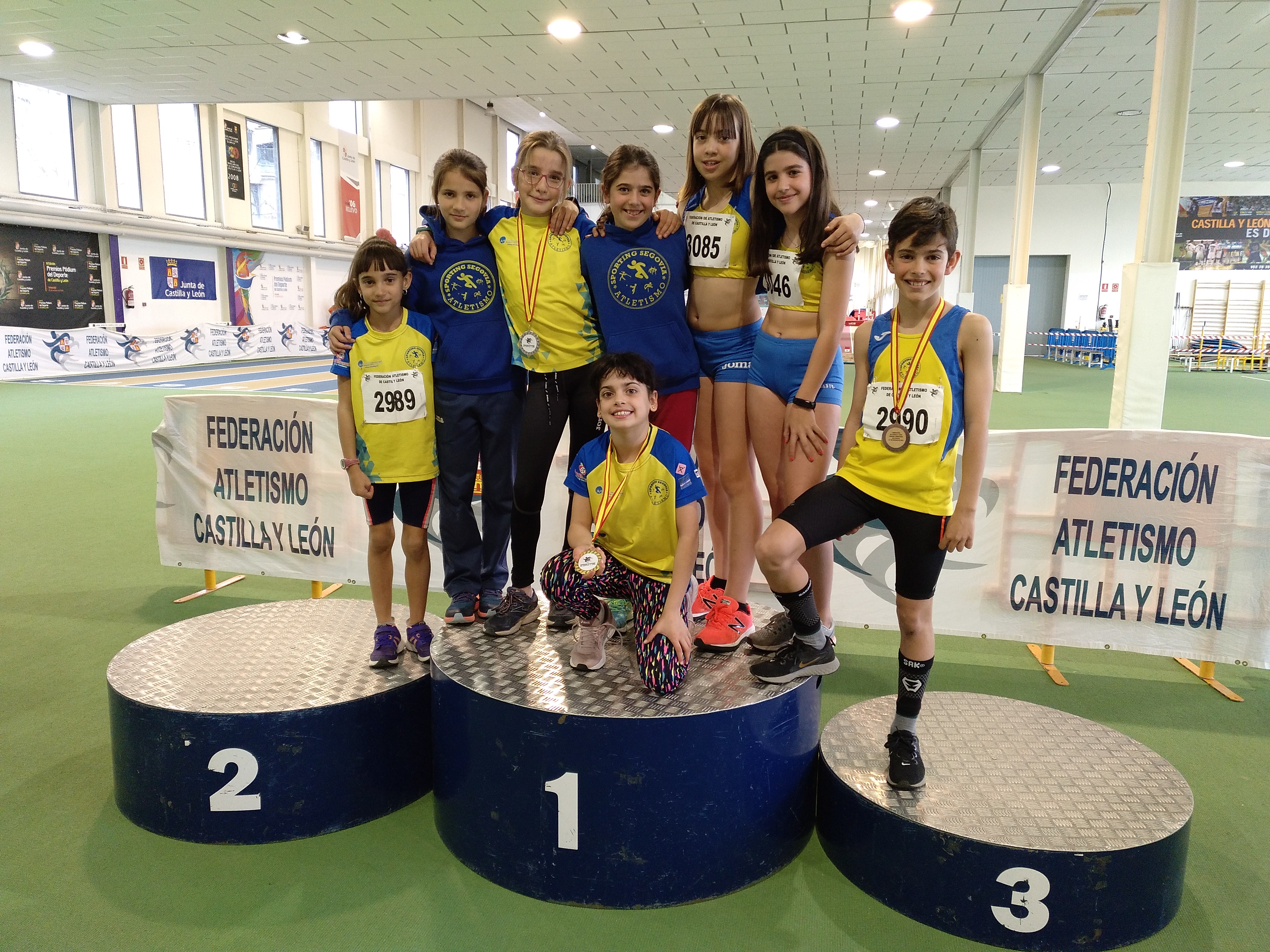 Los atletas del Sporting Segovia suman cinco medallas Autonómicas más en Pista Cubierta