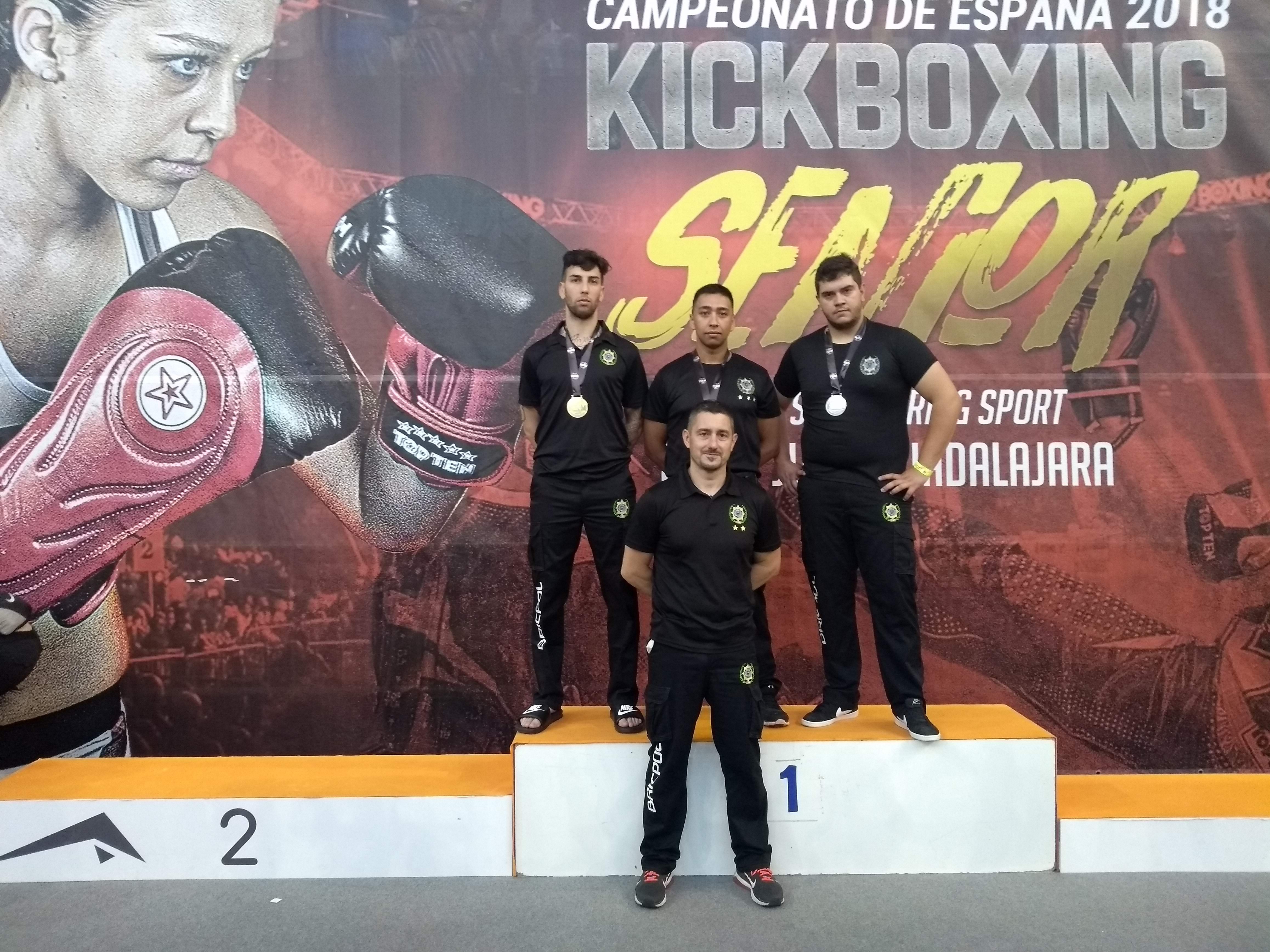 Nuevo pleno de medallas del equipo de Defensa Personal Bricpol Segovia