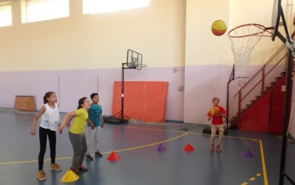 Los alumnos de Educación Primaria, Secundaria y Bachillerato, los protagonistas de los encuentros polideportivos de los viernes