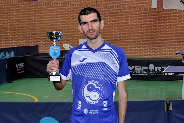 Daniel Subcampeón en el Campeonato Absoluto de Castilla y León de Tenis de Mesa