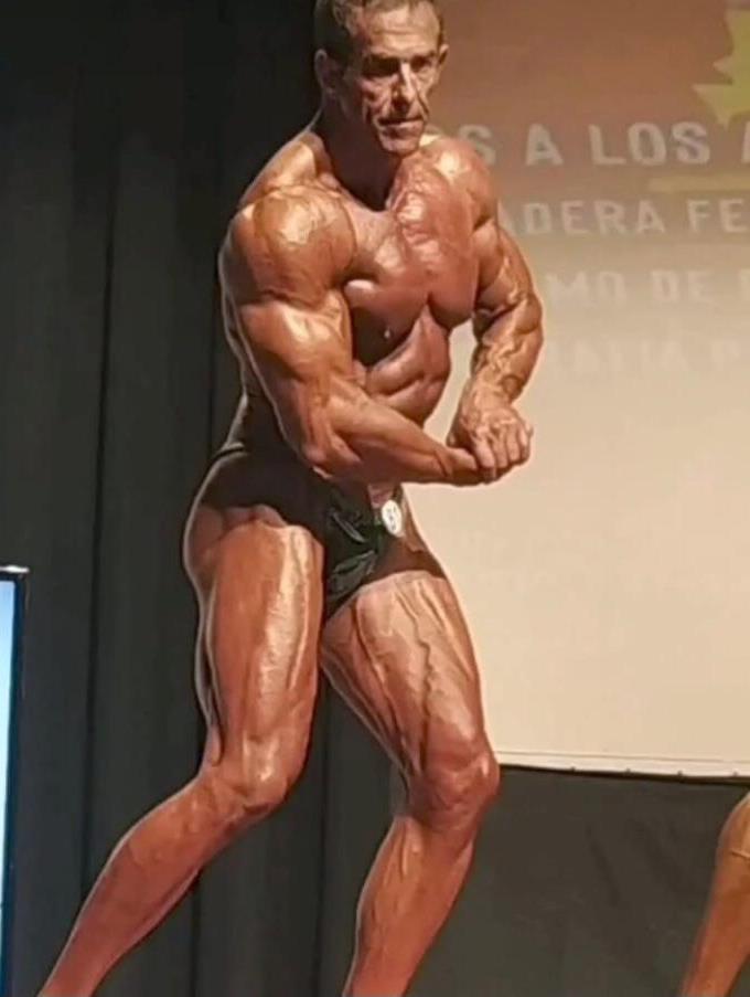 José Moreno Abadía finaliza su gran temporada de competición Fisicoculturismo 2021
