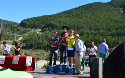 El triatleta del Club Triatlón Eresma, Rubén Ceballos, se hizo con la victoria del Duatlón Cross Puente de Aoiz