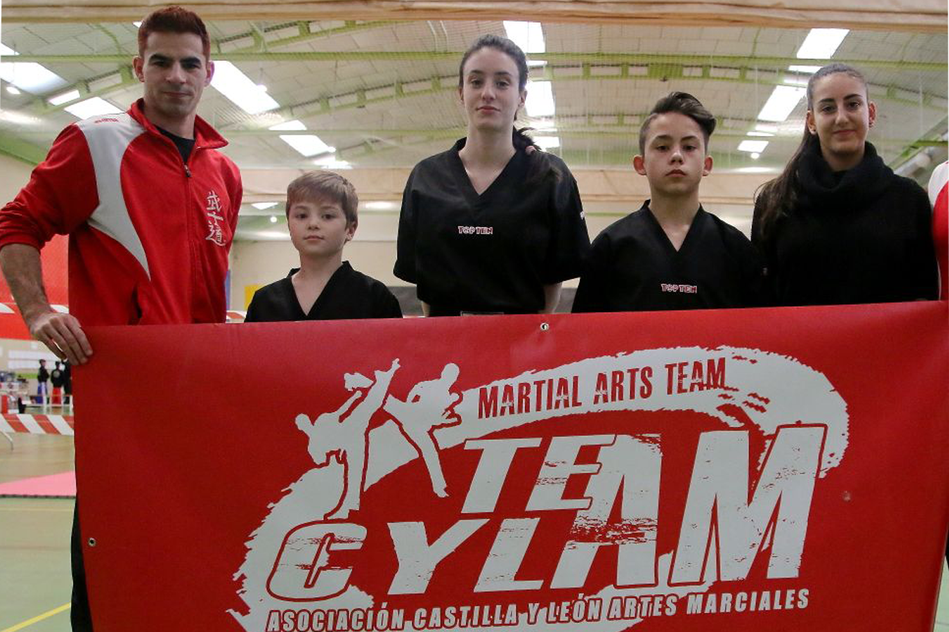 El C.D. segoviano de Kenpo brilla en el Campeonato Junior de Kick Boxing