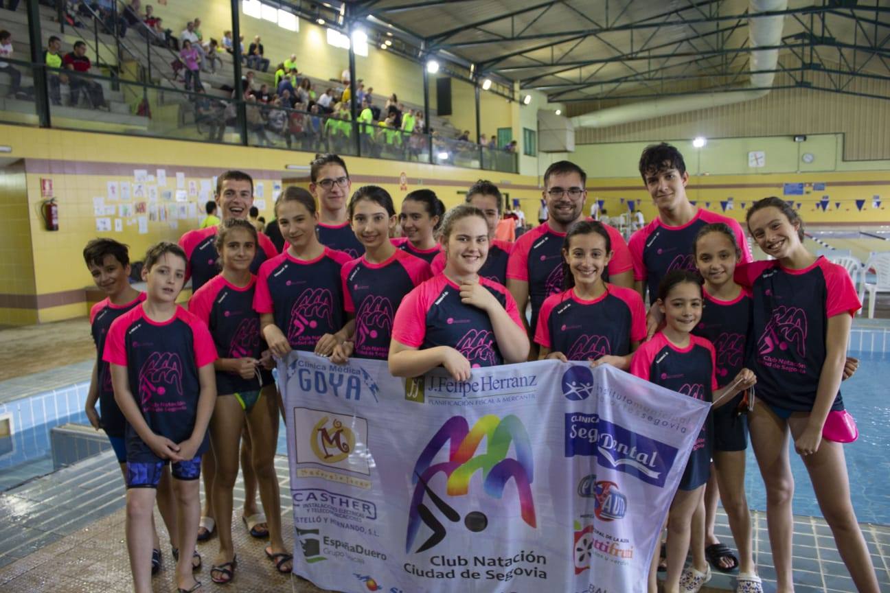24 medallas para el Club Natación Ciudad de Segovia en el X Trofeo del Excelentísimo Ayuntamiento de Medina del Campo