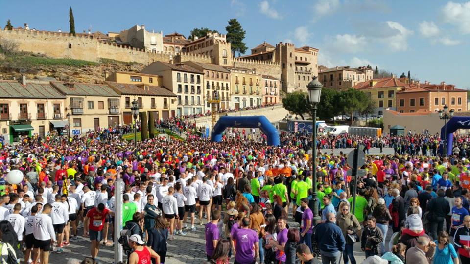 Participación del Grupo de Psicología en la Media Maratón “Ciudad de Segovia”