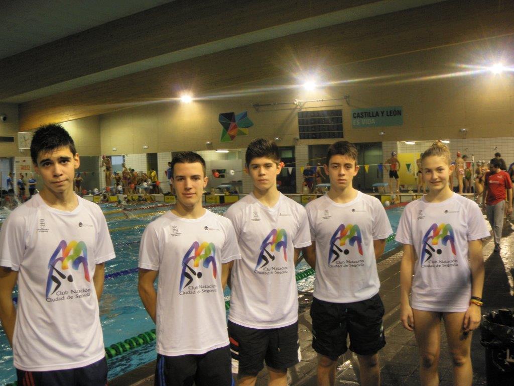 1 medalla de oro, cuatro de plata y una de bronce para los infantiles del club natacion imd segovia.
