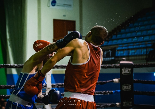C.D. Segoboxing: Elián guerrero vence por KO técnico en el tercer asalto