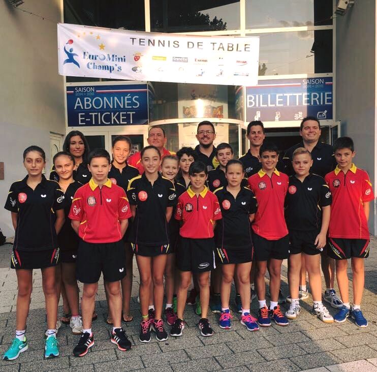 Ángela Rodríguez, con la Selección Española de Tenis de Mesa, en el Campeonato de Europa Benajamín y Alevín