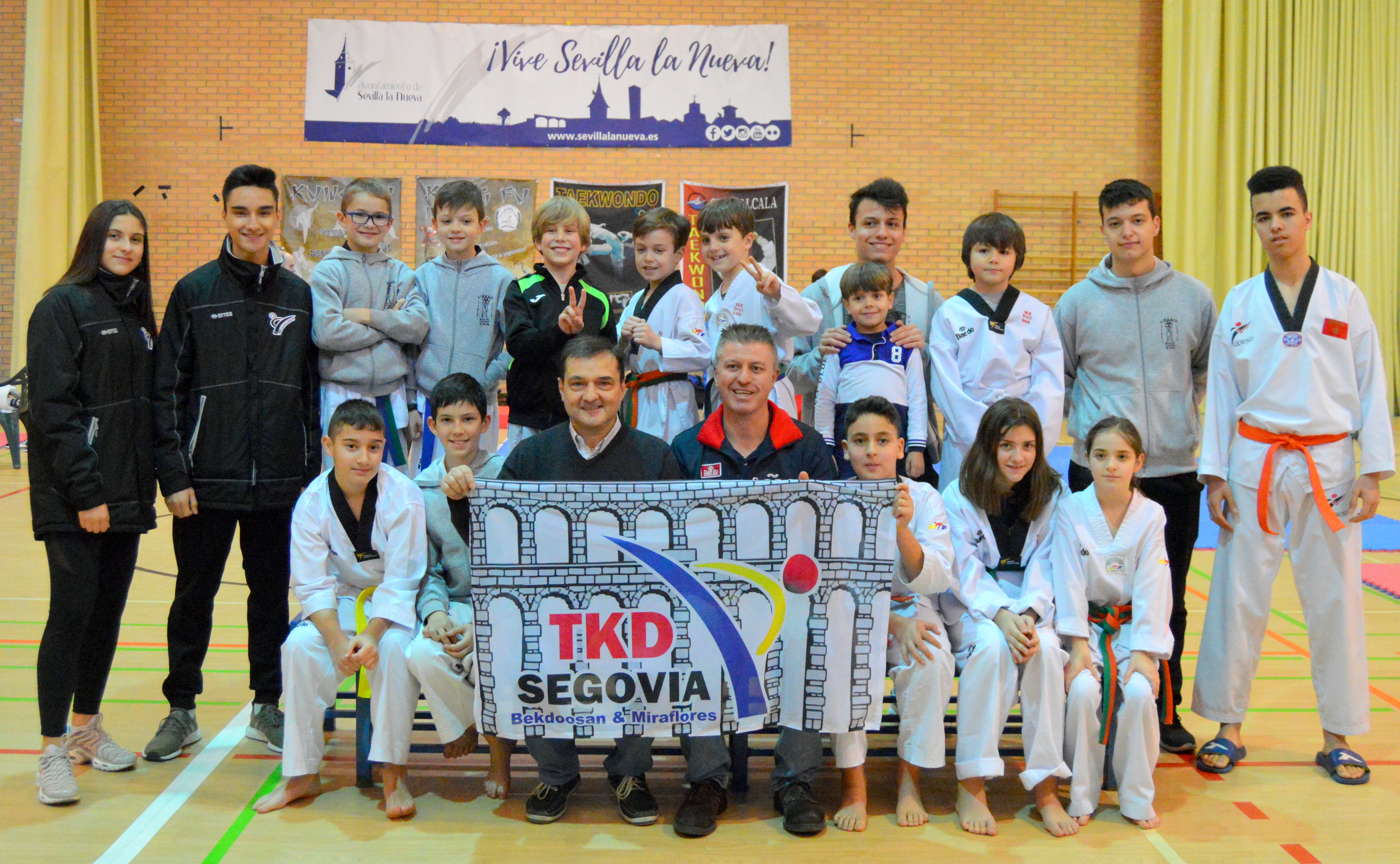 Medallas para la cantera del  Taekwondo Miraflores- Bekdoosan