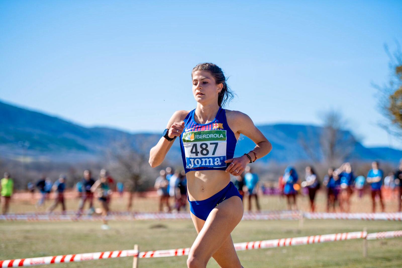 Plata en la categoría sénior para Águeda Muñoz Marqués en el Campeonato de España de Campo a través por clubes