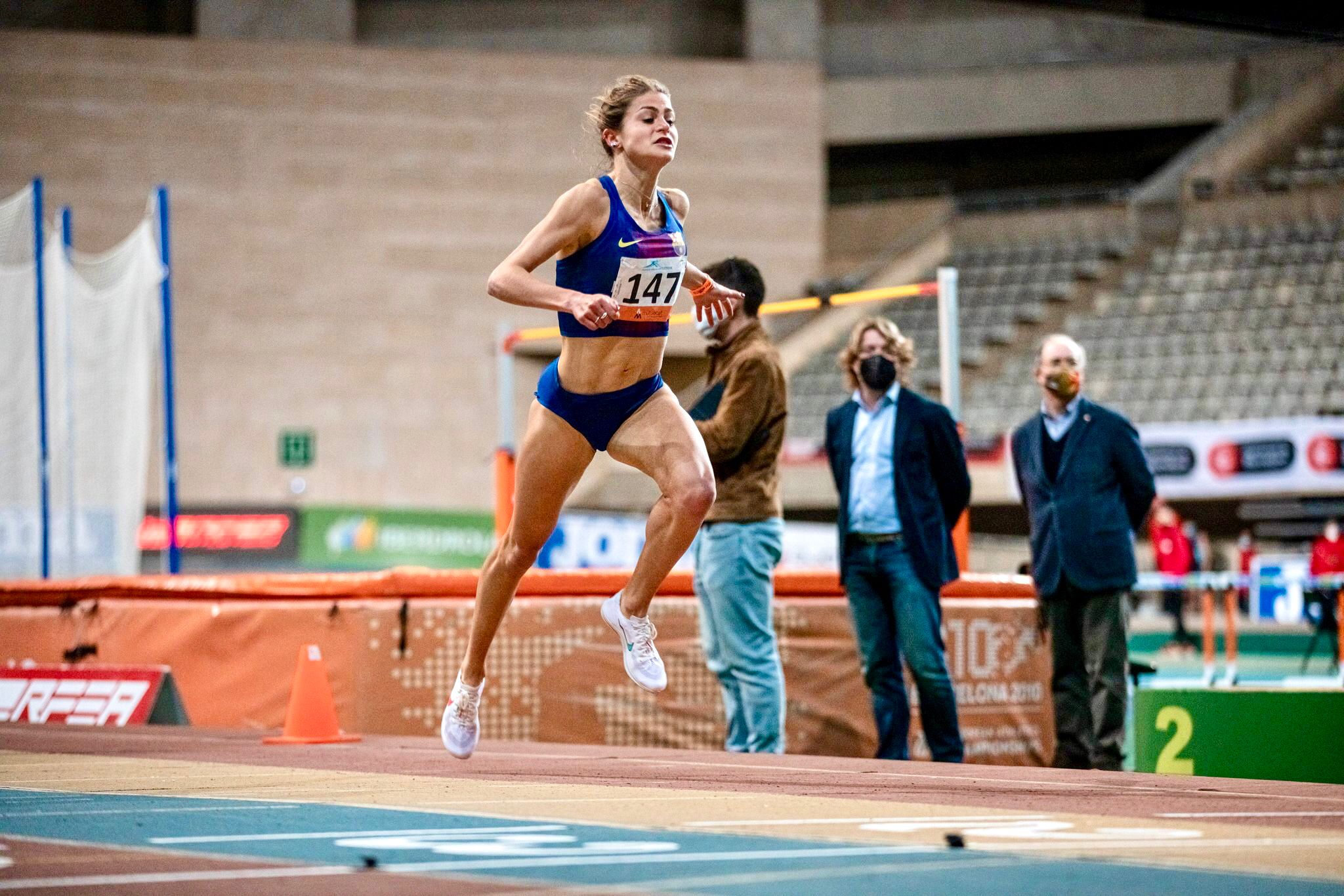 Excelentes actuaciones de Águeda Muñoz Marqués en el Palau Sant Jordi de Barcelona